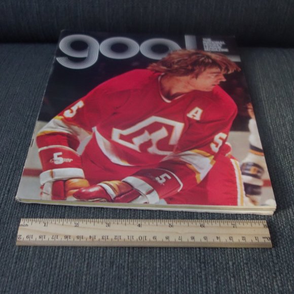 GOAL Magazine Wednesday December 17 1975 Minnesota North Stars vs Atlanta Flames - Picture 4 of 13